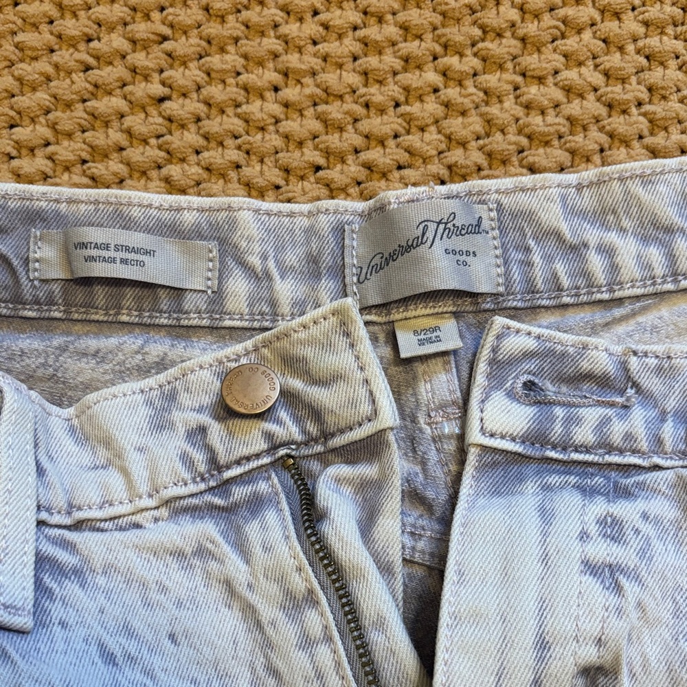 High-Rise Light Purple Wash Mom Jeans - Picture 3 of 4